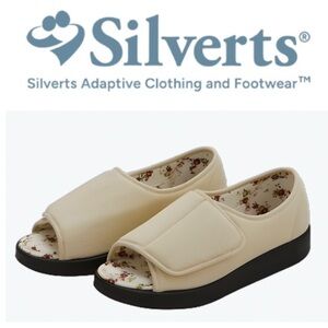 NWT SILVERTS Women’s Indoor/Outdoor Extra Wide Open Toe Shoes / Slippers Sz: 8
